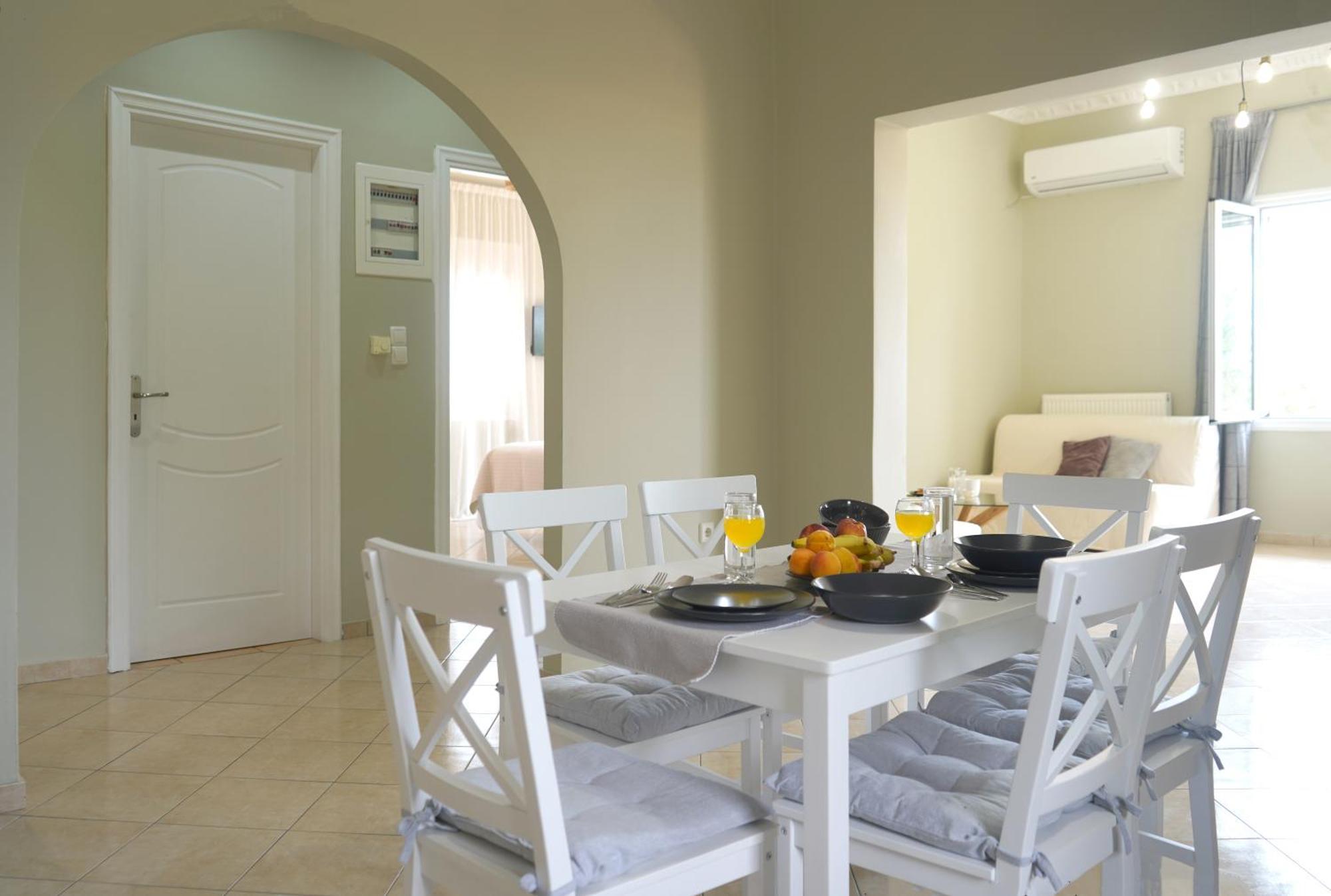 Kalimera Suite Каламата Екстериор снимка