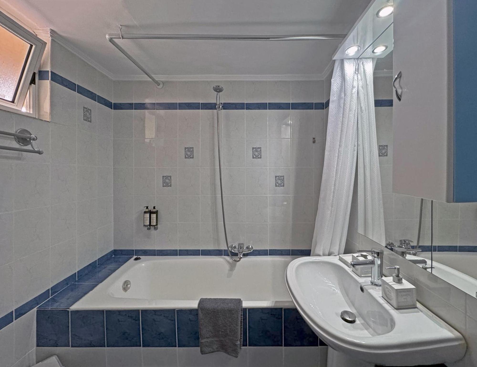 Kalimera Suite Каламата Екстериор снимка
